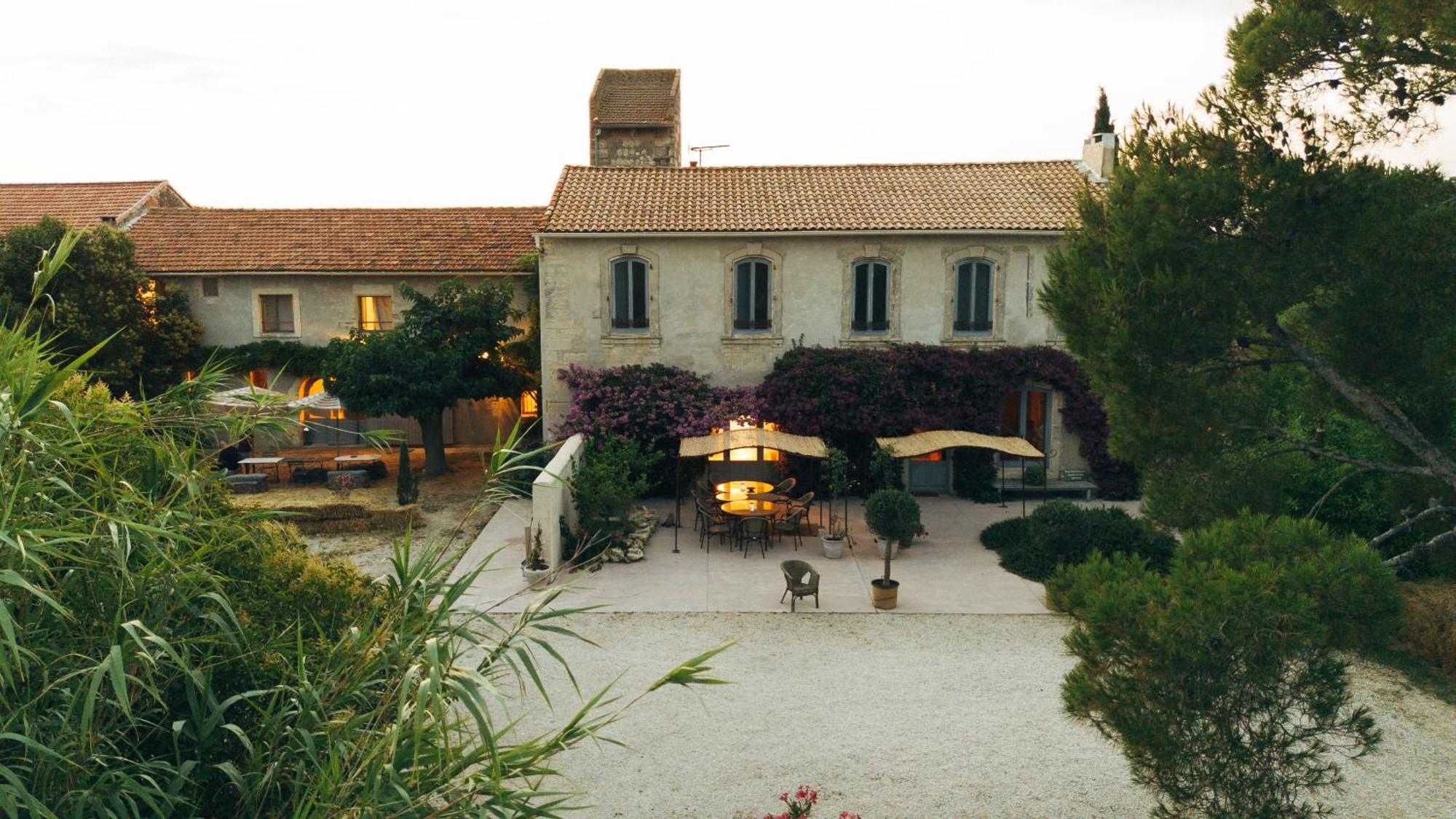 Maison Tara Verte Au Mas Montredon Arles Exterior photo